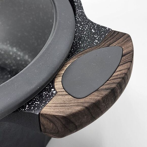 D&W Premium Cookware 9.5in Stock Pot Casserole with Lid Non-stick 4.5QT Black - Picture 10 of 14